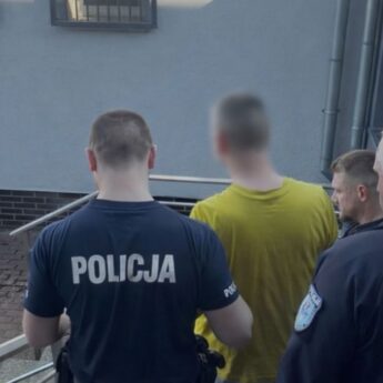 Areszt dla podejrzanych o kradzież Mercedesa Vito. Śledczy łączą ich także z włamaniami w Wisełce i Kołczewie