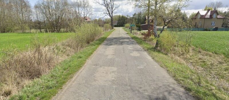 Powiat szykuje przebudowę drogi Kołczewo - Sierosław. Są oferty na dokumentację Powiat szykuje przebudowę drogi Kołczewo - Sierosław. Są oferty na dokumentację