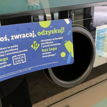 Nabijają nas w butelkę? Miał ratować środowisko, a drenować będzie portfele Polaków