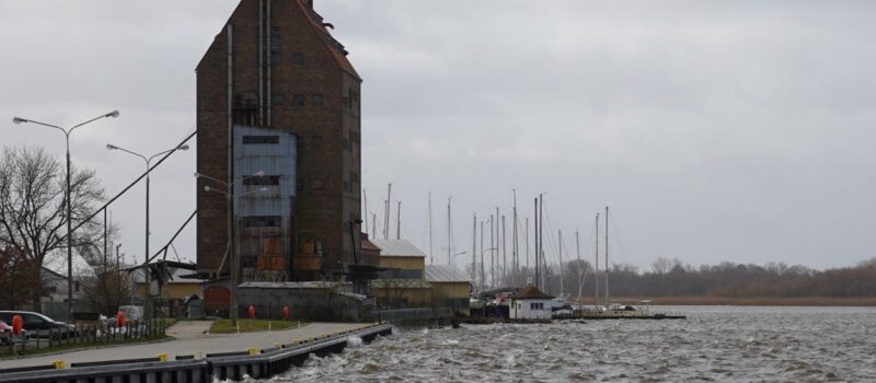 Niedziela pod znakiem wiatru. Nad Bałtykiem może być nieprzyjemnie
