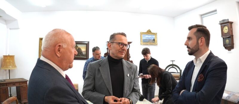 Lekcja obywatelska o bezpieczeństwie w Kamieniu Pomorskim. Mieszkańcy spotkali się z wicewojewodą