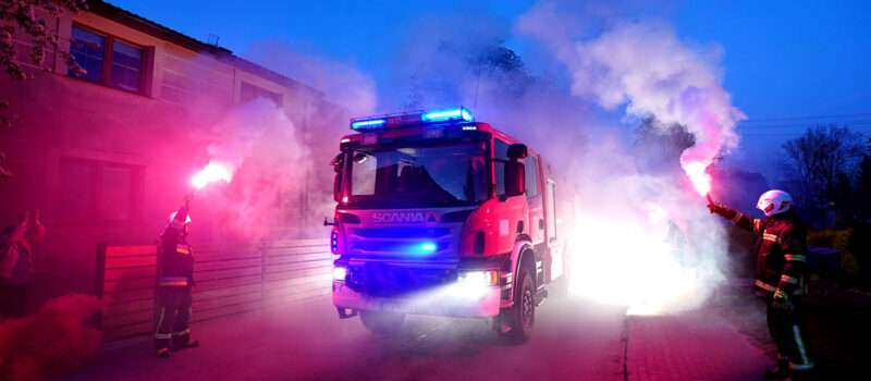 OSP Jarszewo z nowym wozem! Scania 6x6 zastąpiła wysłużony sprzęt [ZDJĘCIA]