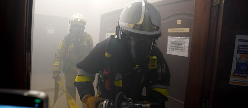 Alarm w Urzędzie Miejskim w Wolinie! Strażacy weszli do zadymionego budynku [ZDJĘCIA]