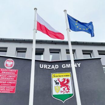 Podwyżki wynagrodzeń w Gminie Świerzno. Więcej dla wójta, pracowników samorządowych i strażaków OSP