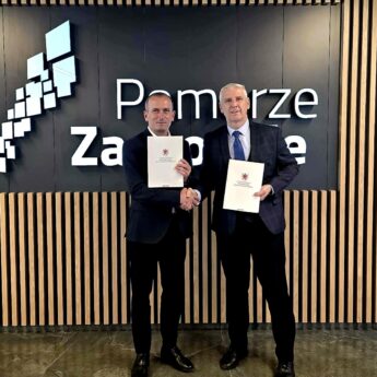 Umowa na dofinansowanie podpisana! Kuria Biskupia w Kamieniu Pomorskim odzyska dawny blask