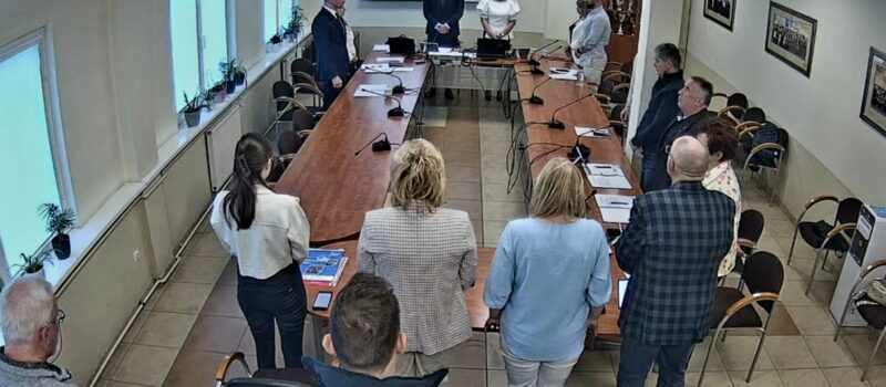 Dziwnów oddał hołd Łukaszowi Litewce. Radni uczcili go minutą ciszy