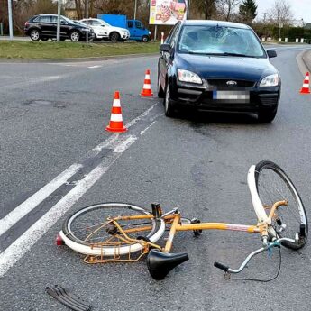 Nietrzeźwy rowerzysta potrącony w Golczewie. Trafił do szpitala