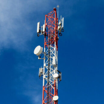 P4 z pozwoleniem na budowę w Dziwnowie. 16-metrowa konstrukcja przy ul. Kościelnej