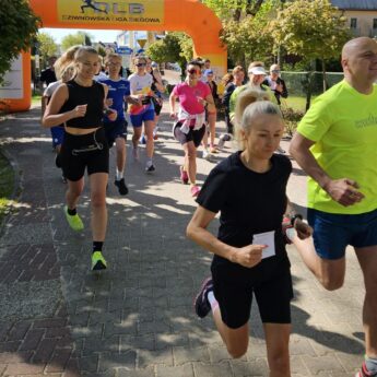 Krótsza trasa, dobre tempo i 48 uczestników. Za nami 5. bieg Dziwnowskiej Ligi Biegowej