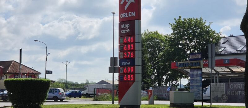 Paliwo znowu ponad 8 zł? Kierowcy mogą przeżyć szok przy dystrybutorach