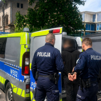 Groził partnerce i jej dzieciom. 42-latek z powiatu kamieńskiego trafił do aresztu