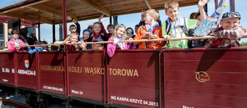 Nadmorska kolejka zaprasza dzieci na promocyjne przejażdżki z okazji Dnia Dziecka Nadmorska kolejka zaprasza dzieci na promocyjne przejażdżki z okazji Dnia Dziecka
