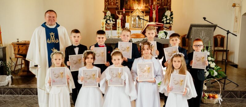 Pierwsza Komunia Święta w Gostyniu. Wzruszająca uroczystość w parafii NMP Królowej Polski