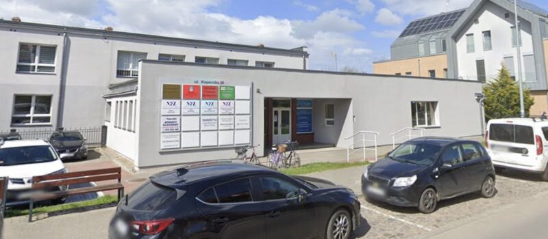 OPS szuka koordynatora Klubu Seniora. Umowa do końca 2029 roku i 6700 zł brutto na start