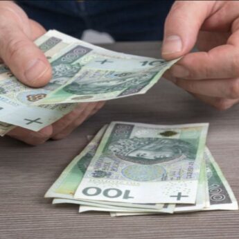 Koniec jawnych oświadczeń majątkowych? Samorządowcy chcą reformy systemu