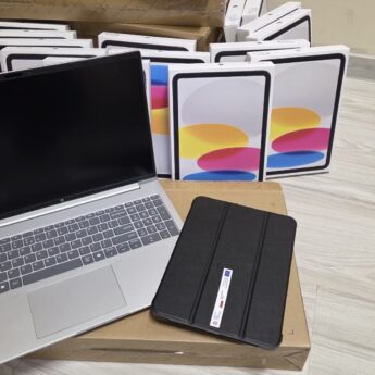 Nowe laptopy i tablety dla uczniów. Do szkół w Gminie Wolin trafiły 102 urządzenia