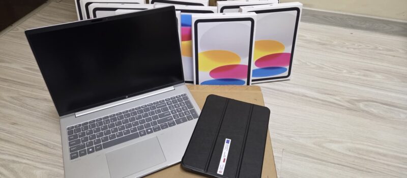 Nowe laptopy i tablety dla uczniów. Do szkół w Gminie Wolin trafiły 102 urządzenia