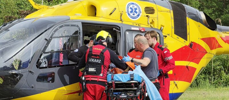 Pilna interwencja medyczna w Kamieniu Pomorskim. LPR zabrał pacjentkę