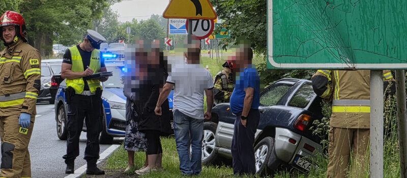 Potrącenie rowerzysty za Kamieniem Pomorskim. Droga całkowicie zablokowana! Potrącenie rowerzysty za Kamieniem Pomorskim. Droga całkowicie zablokowana!