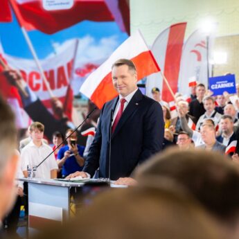PiS odsłania „Plan Czarnka”. Niższe podatki, wyższy próg podatkowy i tańsza energia