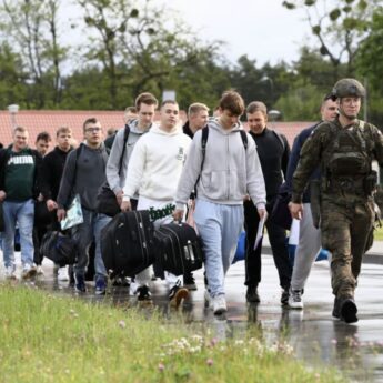Rusza trzecia edycja „Wakacji z wojskiem”. Za 27 dni szkolenia można otrzymać blisko 6 tys. złotych