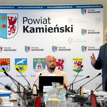 Zarząd Powiatu z wotum zaufania i absolutorium