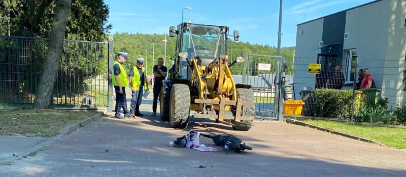 Wypadek na hulajnodze w Międzyzdrojach. Kobieta trafiła śmigłowcem do szpitala