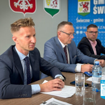 Wójt Radosław Drozdowicz z jednogłośnym wotum zaufania i absolutorium