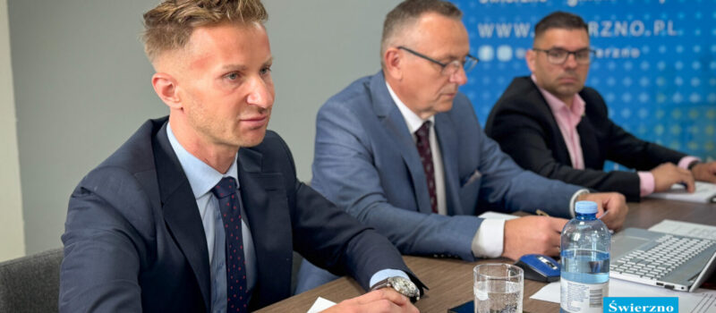 Wójt Radosław Drozdowicz z jednogłośnym wotum zaufania i absolutorium