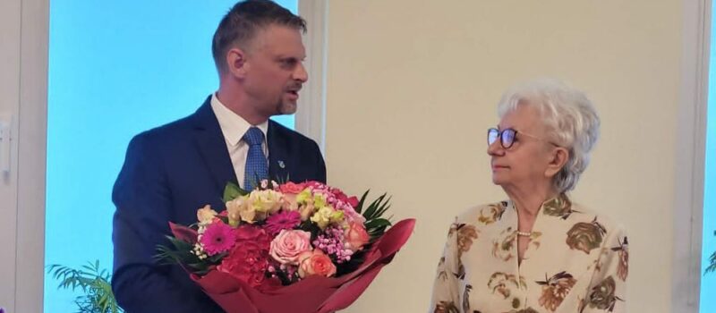 Jednogłośne poparcie dla burmistrza Dziwnowa. Łukasz Dzioch z absolutorium i wotum zaufania