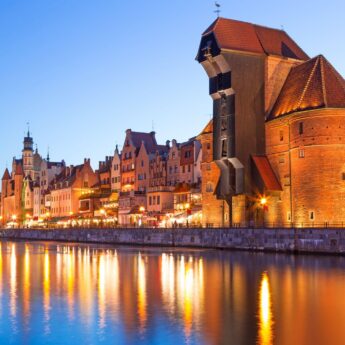 Praca zdalna z Trójmiasta. Sprawdź, kto oferuje stabilny internet światłowodowy Gdańsk i okolice