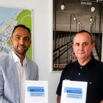 Park&Go w Wapnicy coraz bliżej. Gmina podpisała umowę na pierwszy etap inwestycji