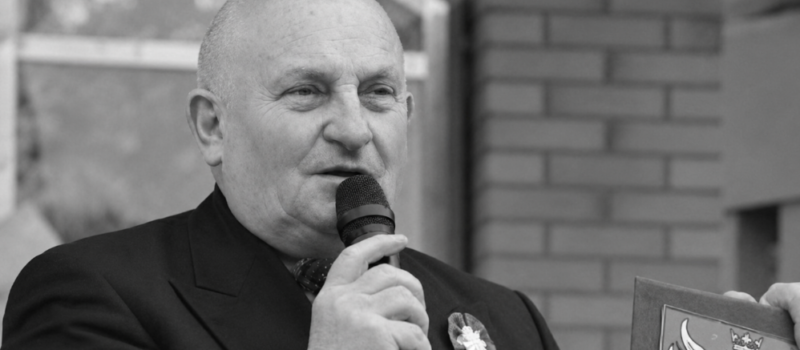 Nie żyje Leszek Rodziewicz. Jeden z inicjatorów ustanowienia Dnia Flagi RP