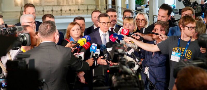 Rozłam w PiS. Morawiecki: Jest nas 40 posłów, senator oraz 3 europarlamentarzystów Rozłam w PiS. Morawiecki: Jest nas 40 posłów, senator oraz 3 europarlamentarzystów