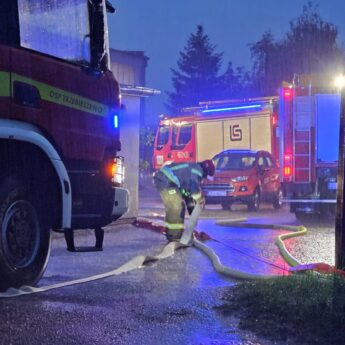 Zarząd Dróg Powiatowych pod wodą. Oberwanie chmury nad Kamieniem Pomorskim!