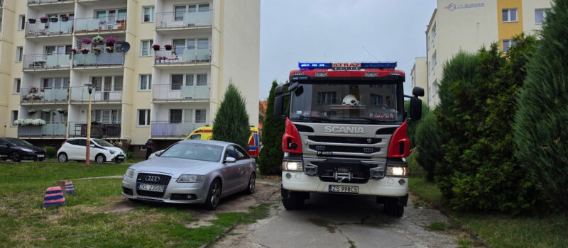 Karetki były zajęte. Strażacy i LPR ruszyli do mężczyzny z bólem w klatce piersiowej Karetki były zajęte. Strażacy i LPR ruszyli do mężczyzny z bólem w klatce piersiowej