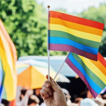 Transkrypcja aktów małżeństw jednopłciowych w Polsce. Trybunał Konstytucyjny zdecydował