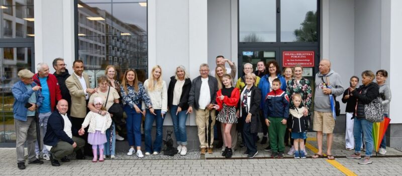 Kolejne trzy rzeźby na szlaku Mewci Ewci w Międzyzdrojach Kolejne trzy rzeźby na szlaku Mewci Ewci w Międzyzdrojach
