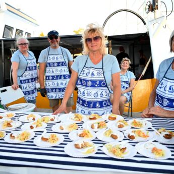 Za nami II Portowy Targ Rybny w Dziwnowie [ZDJĘCIA]
