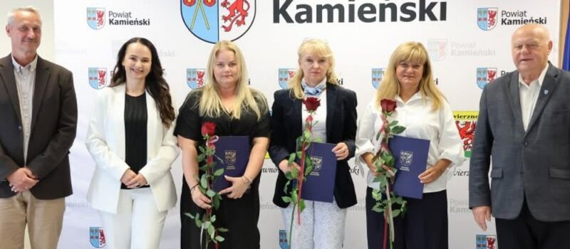 Nowe stopnie awansu zawodowego w szkołach Powiatu Kamieńskiego