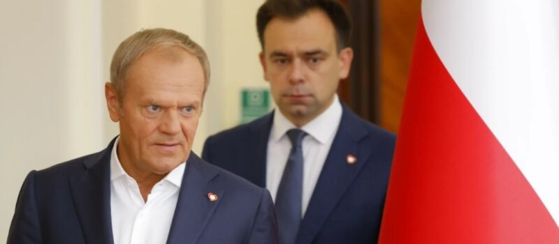 Podatkowy walec nadciąga. Kwota wolna poczeka, a rachunki pójdą w górę