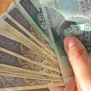 Minimalna krajowa 4950 zł. Rząd pokazał, kto zyska i kto zapłaci za podwyżkę