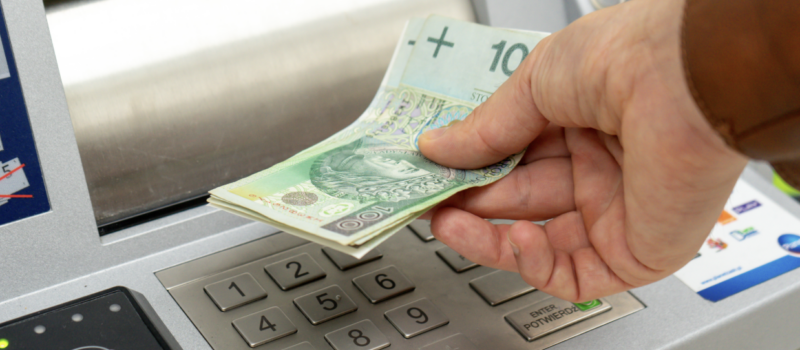 Masz kredyt konsumencki? Bank może być Ci winien pieniądze
