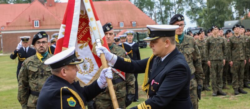 Komandor Marek Żarnowski odchodzi. 8. Batalion ma nowego dowódcę