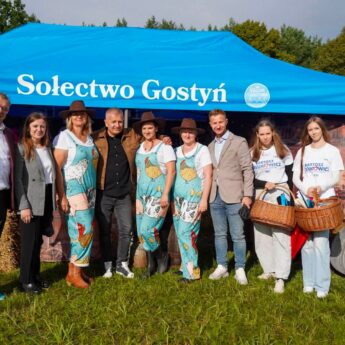 Arłukowicz chwali Wójta Drozdowicza na dożynkach. „Kochają go tutaj!”