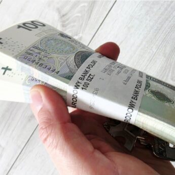 29 tysięcy złotych może czekać w ZUS. Wielu Polaków nie wie, że może odzyskać te pieniądze