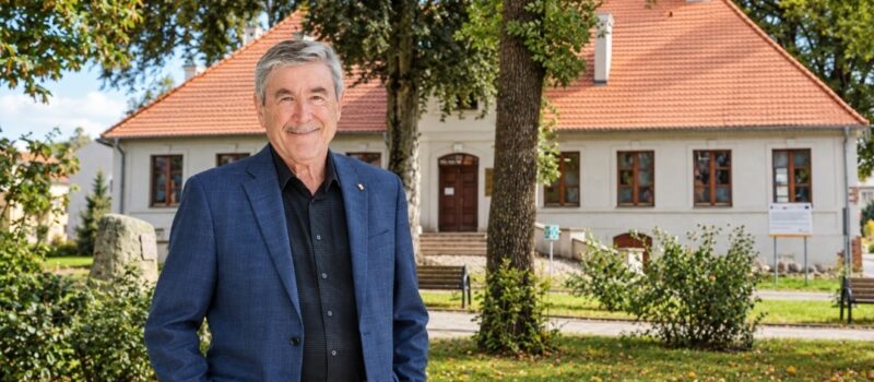 Światowej sławy fizyk przyjedzie do Kamienia! Paul Davies odwiedzi Dworek von Kleista Światowej sławy fizyk przyjedzie do Kamienia! Paul Davies odwiedzi Dworek von Kleista