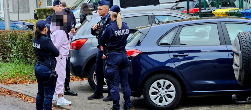 Protestowali przeciwko patostreamerce w Kamieniu Pomorskim. Kobieta odgrażała się nożem