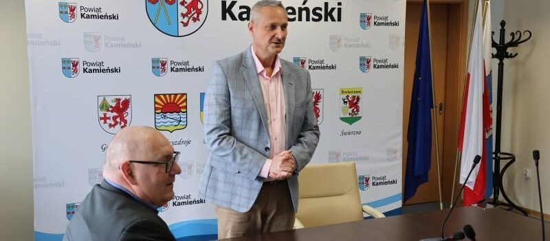Dyskutowali o bezpieczeństwie szkół. Ważne spotkanie w kamieńskim starostwie
