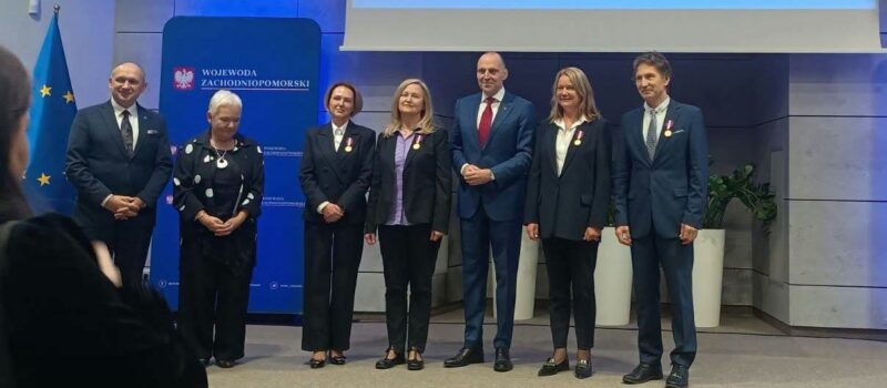 Prezydent RP docenił ich wieloletnią pracę. Cztery złote medale trafiły do Wolina Prezydent RP docenił ich wieloletnią pracę. Cztery złote medale trafiły do Wolina